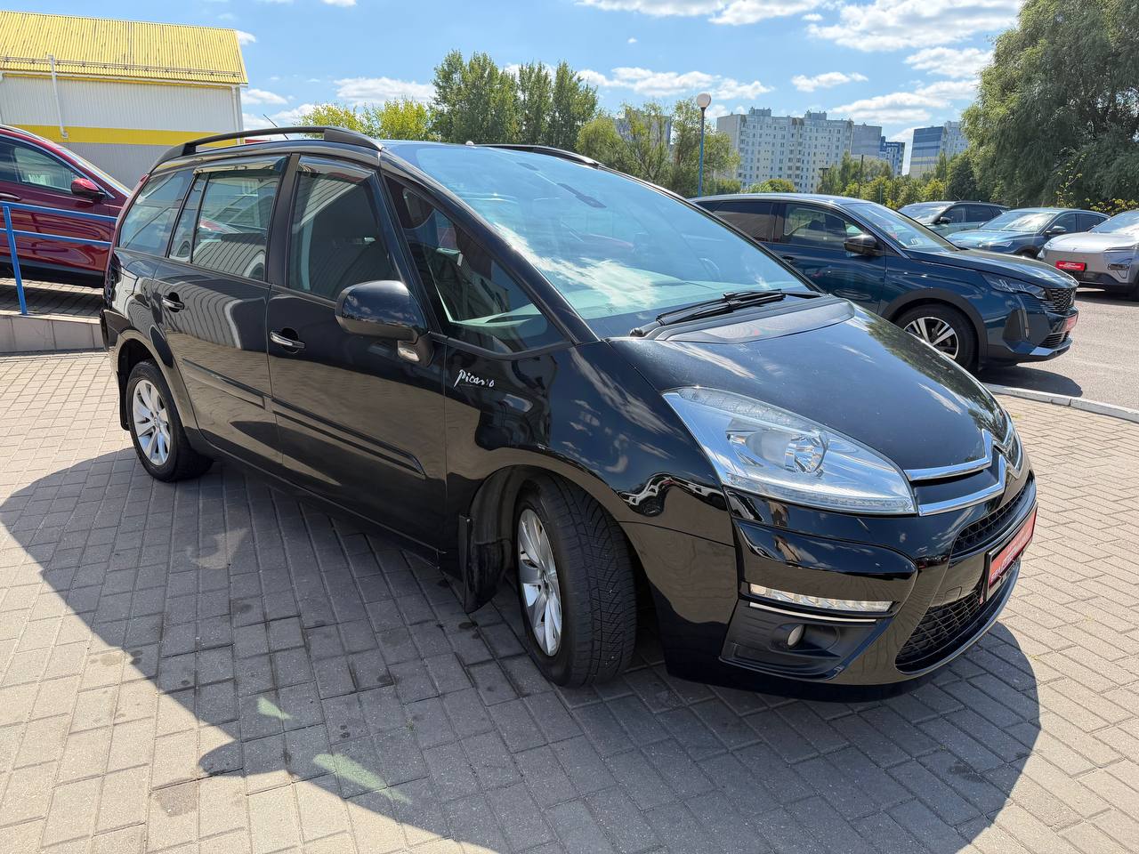 Фото автомобиля 3