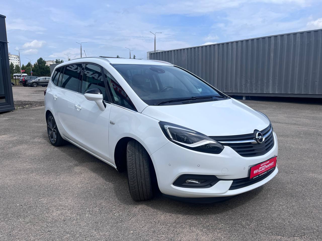 Фото автомобиля 2