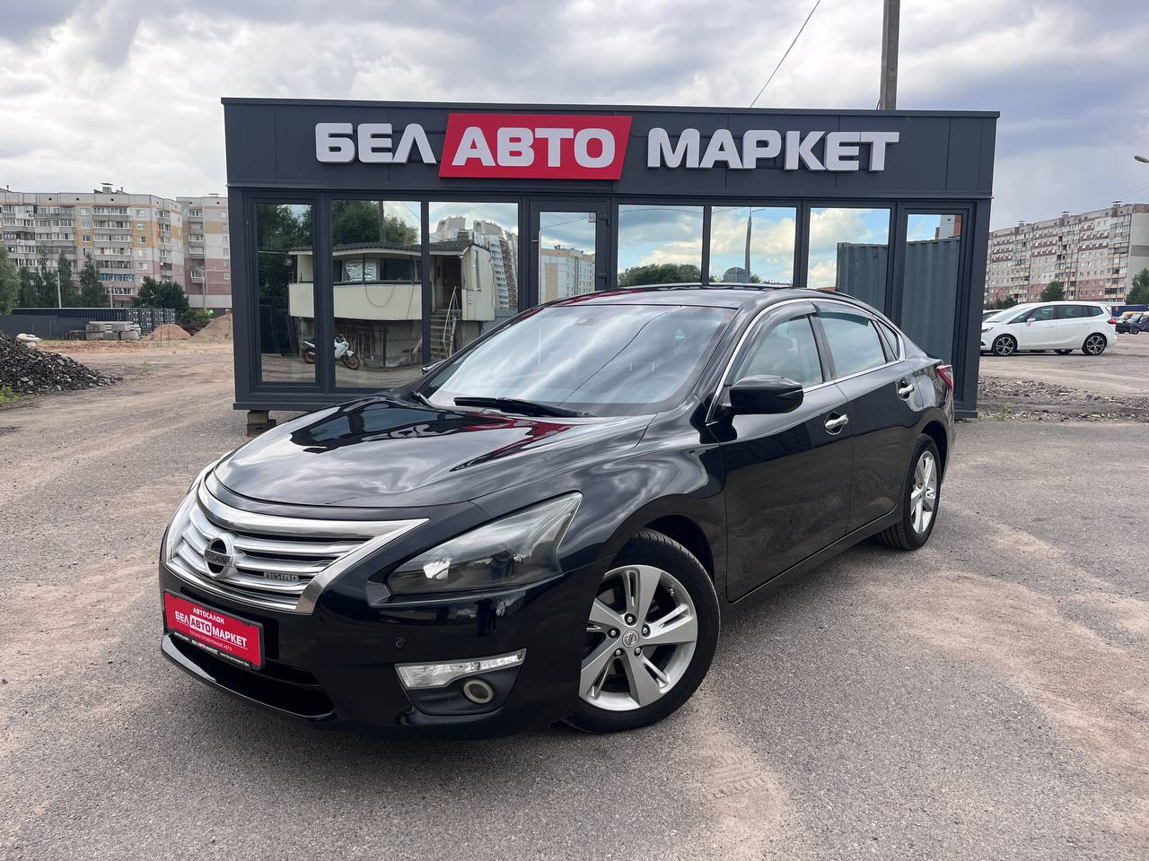 авто с пробегом nissan teana 2014