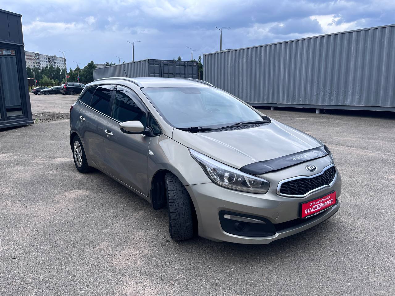 Фото автомобиля 2