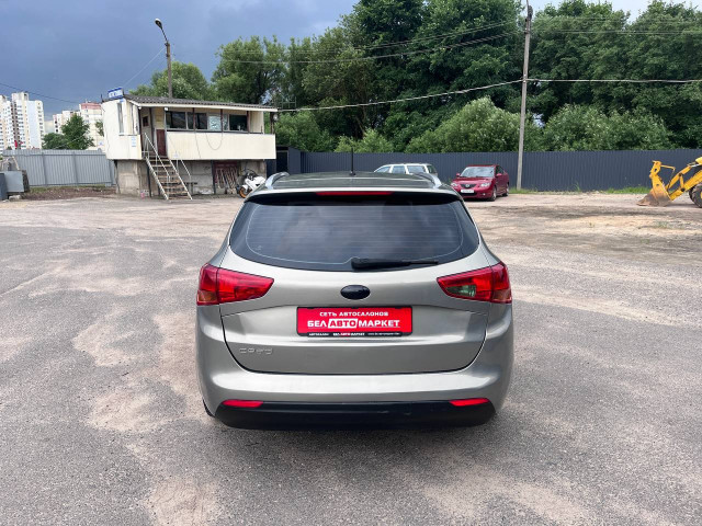 Фото автомобиля 5