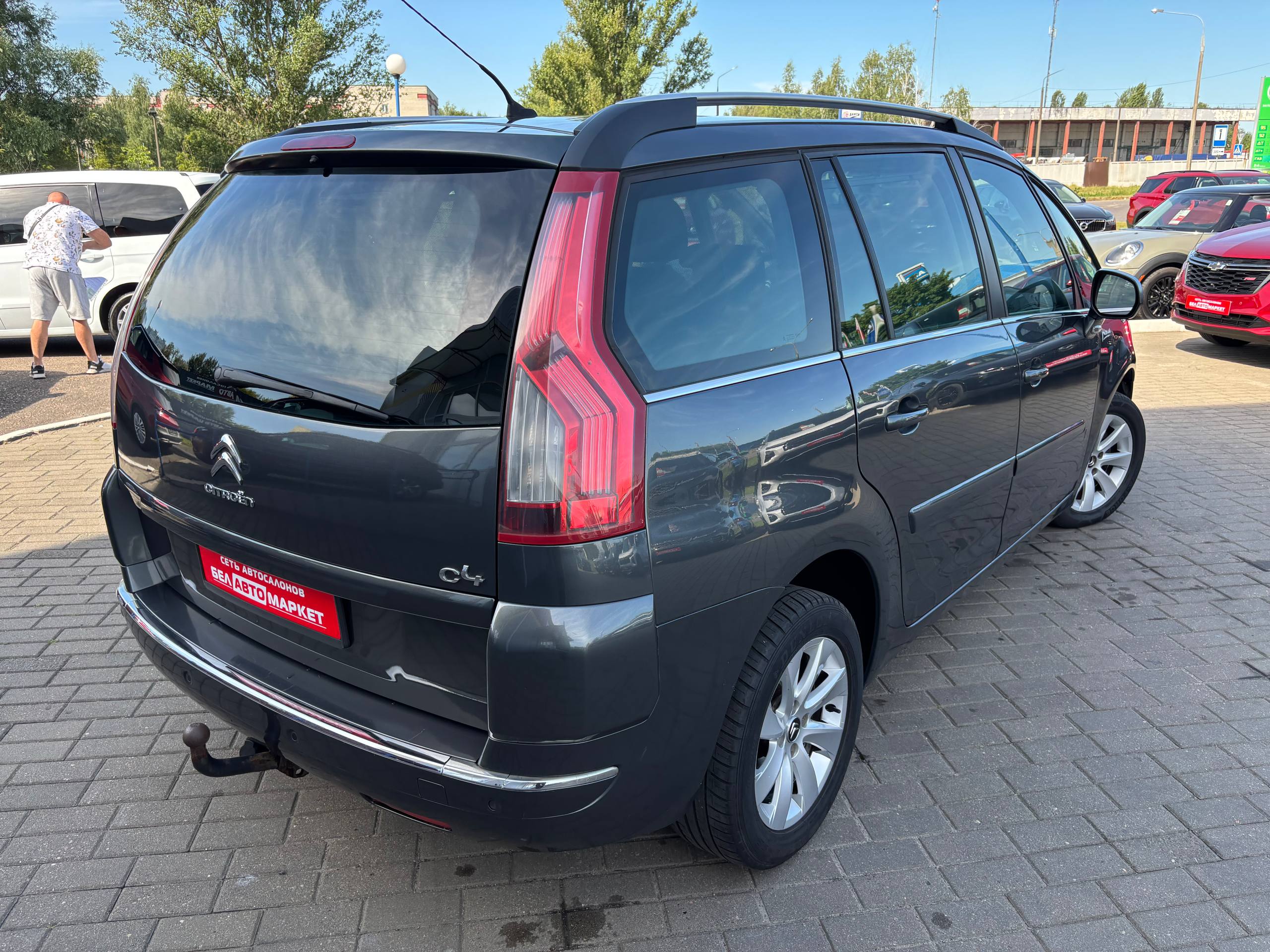 Фото автомобиля 5