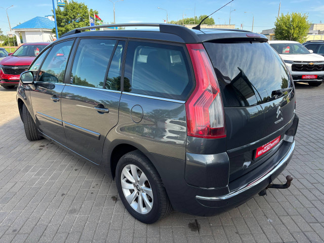 Фото автомобиля 7