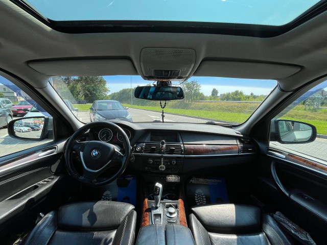 Фото автомобиля 12