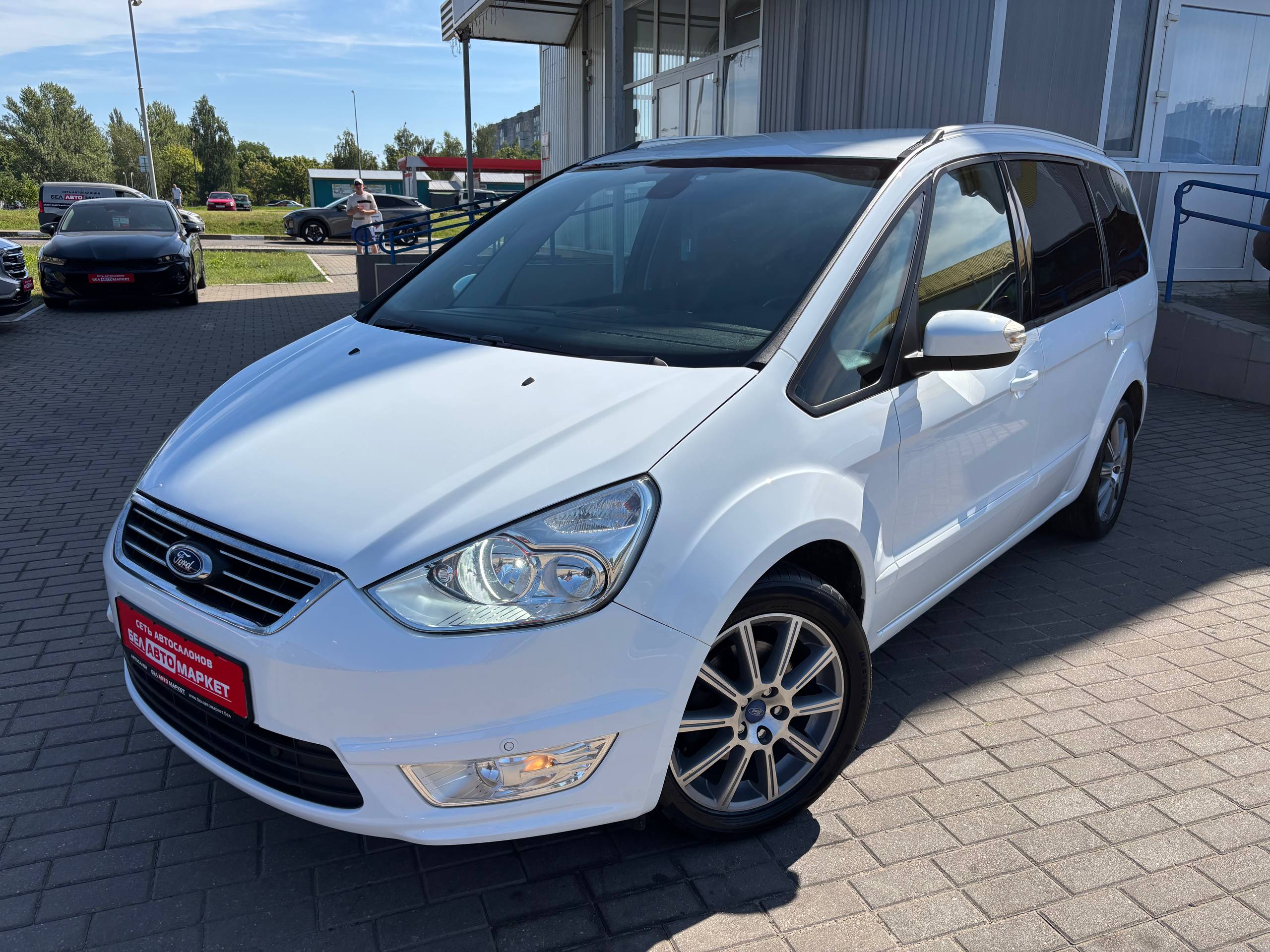 авто с пробегом ford galaxy 2013