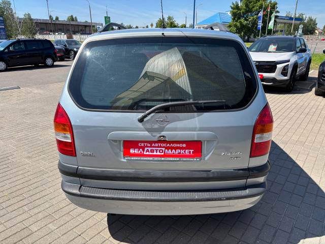 Фото автомобиля 7