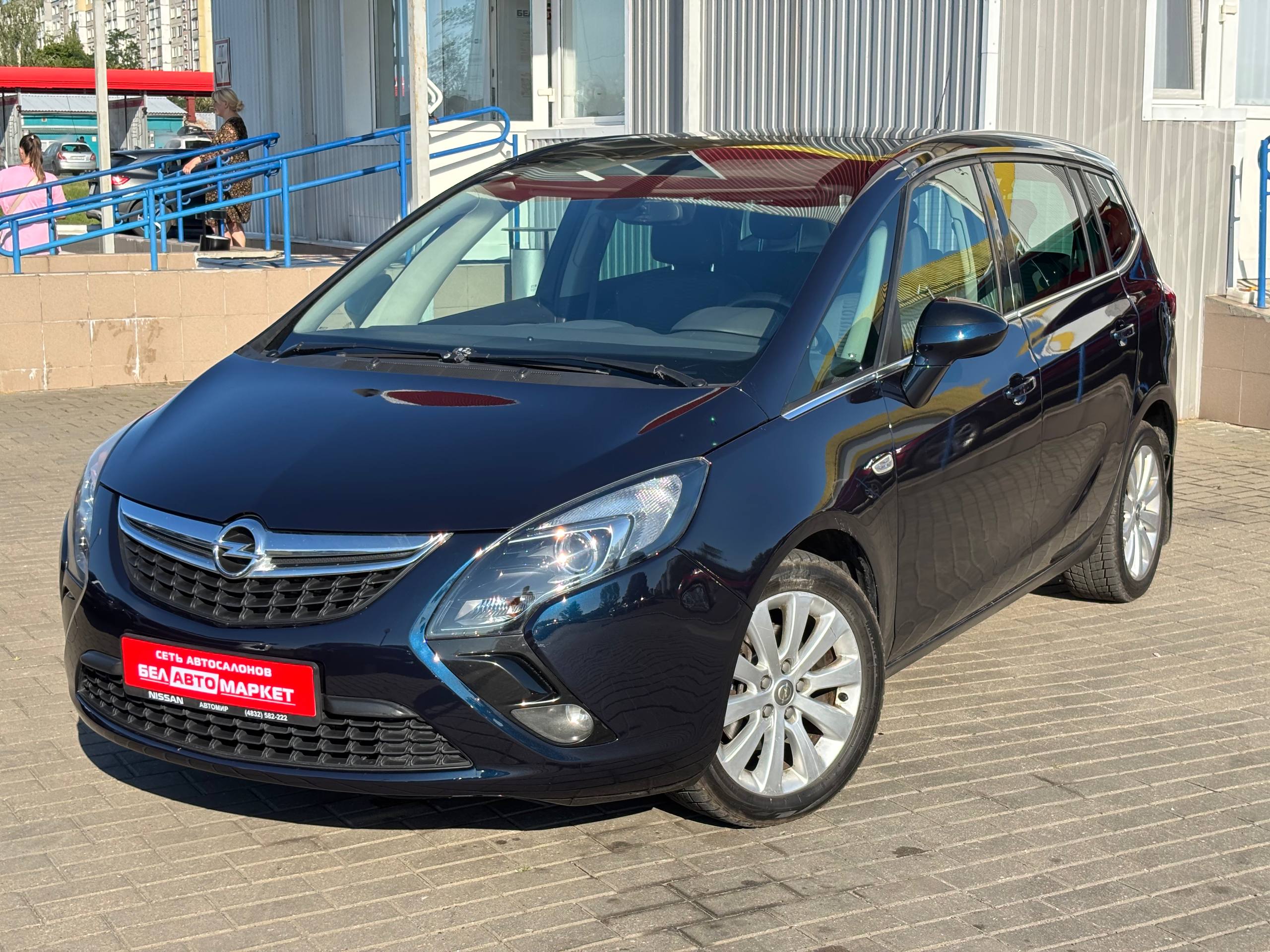 авто с пробегом opel zafira 2012