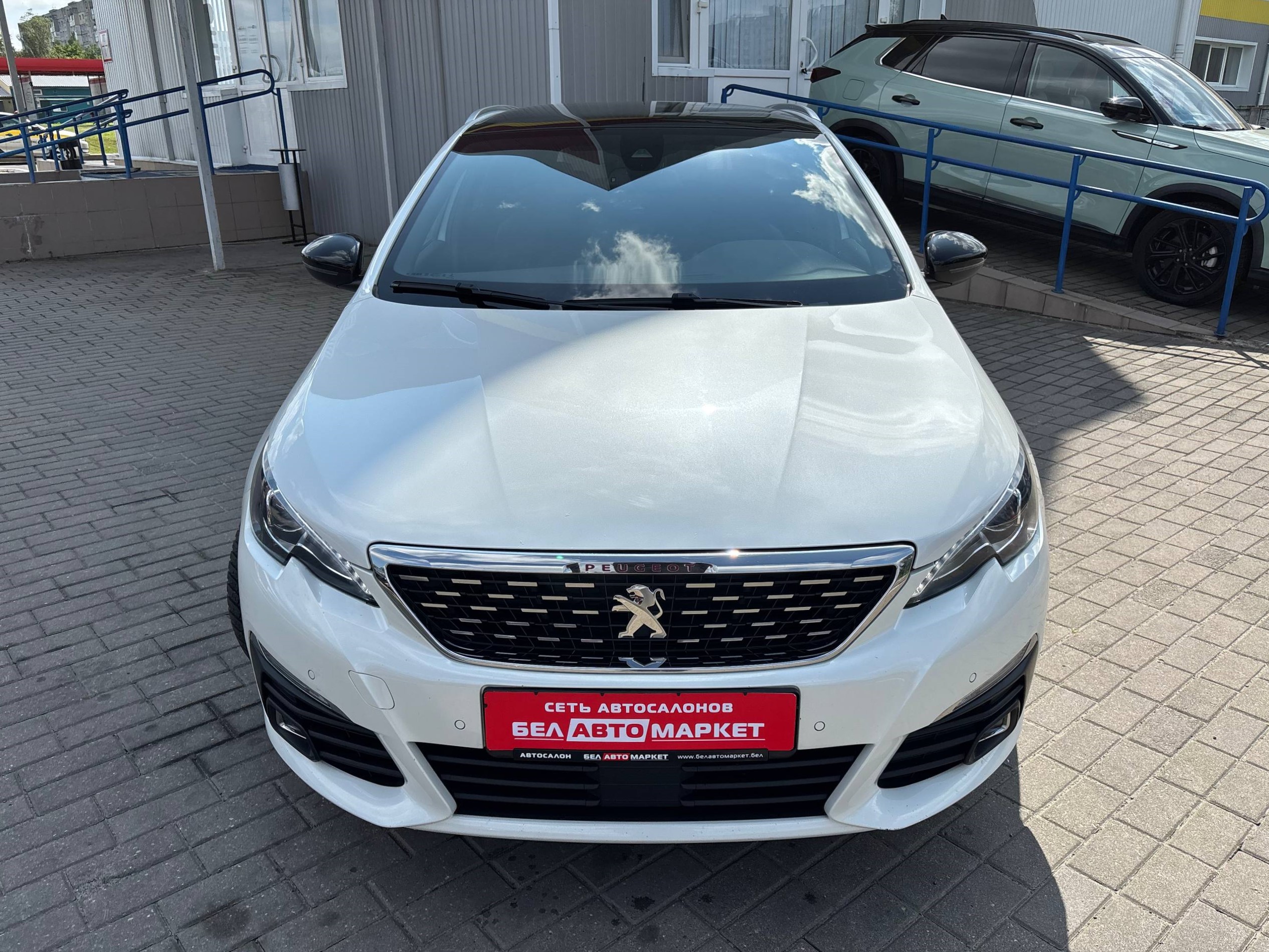 Фото автомобиля 3
