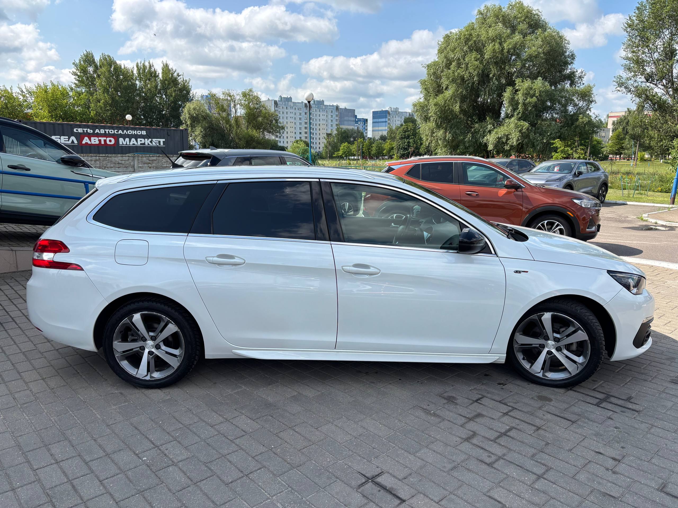Фото автомобиля 5