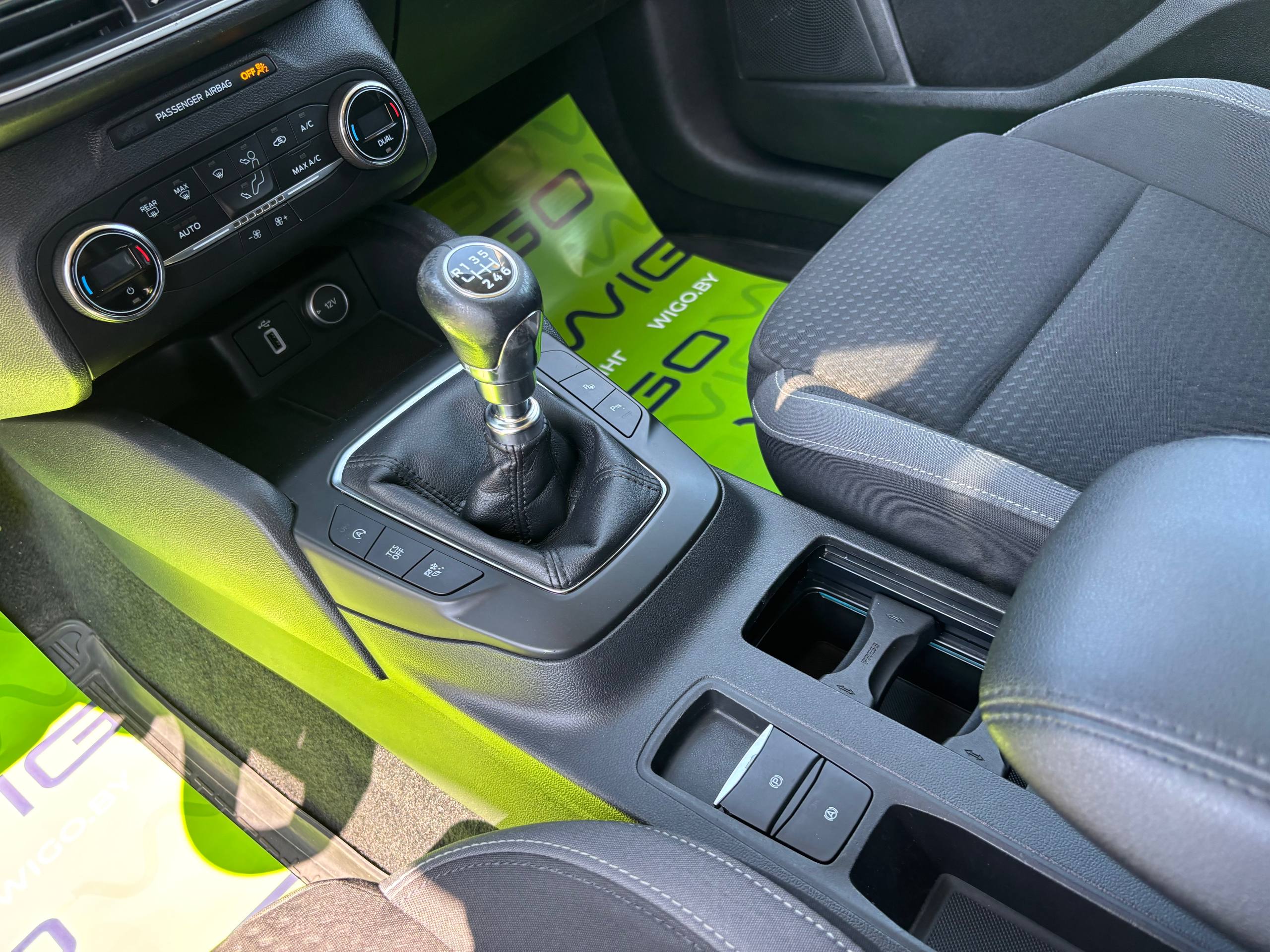 Фото автомобиля 12