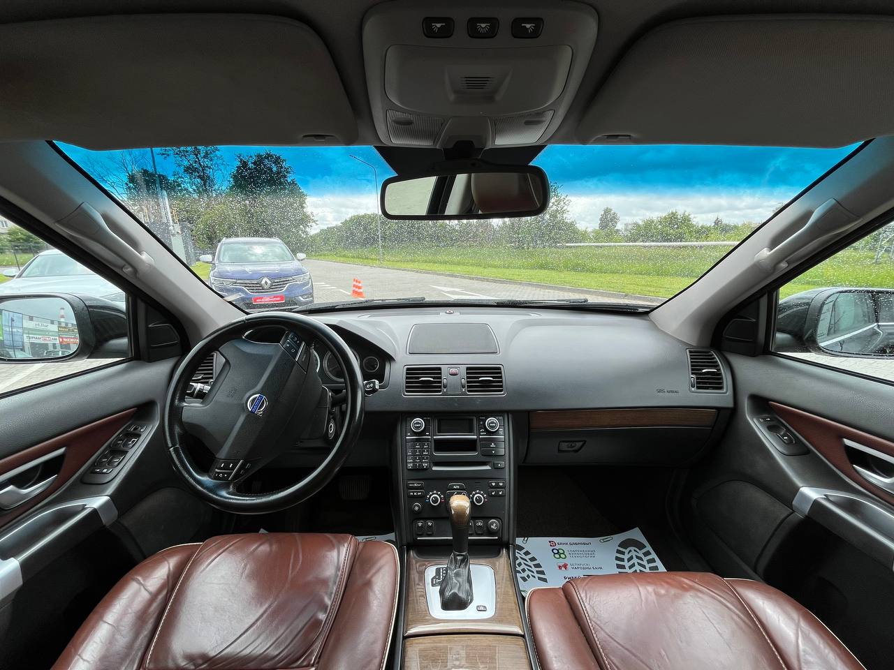 Фото автомобиля 12