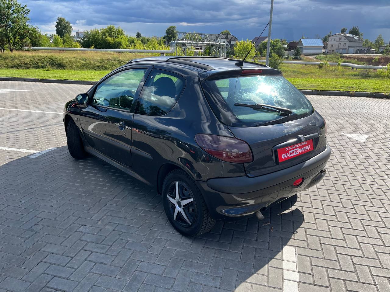 Фото автомобиля 7