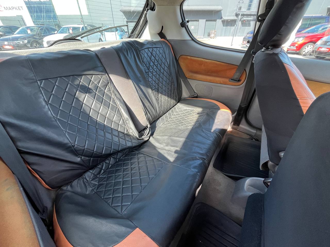 Фото автомобиля 11