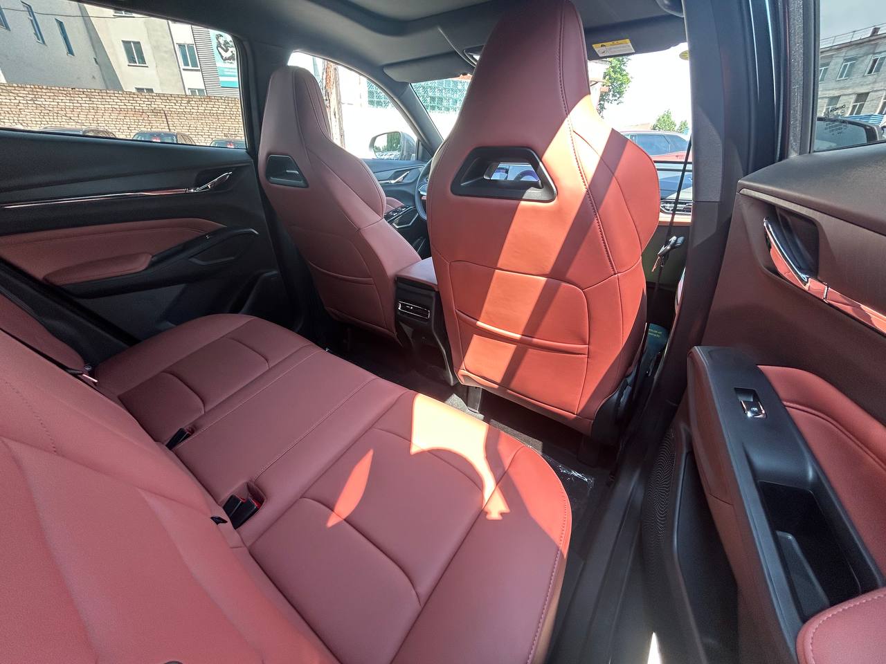 Фото автомобиля 12