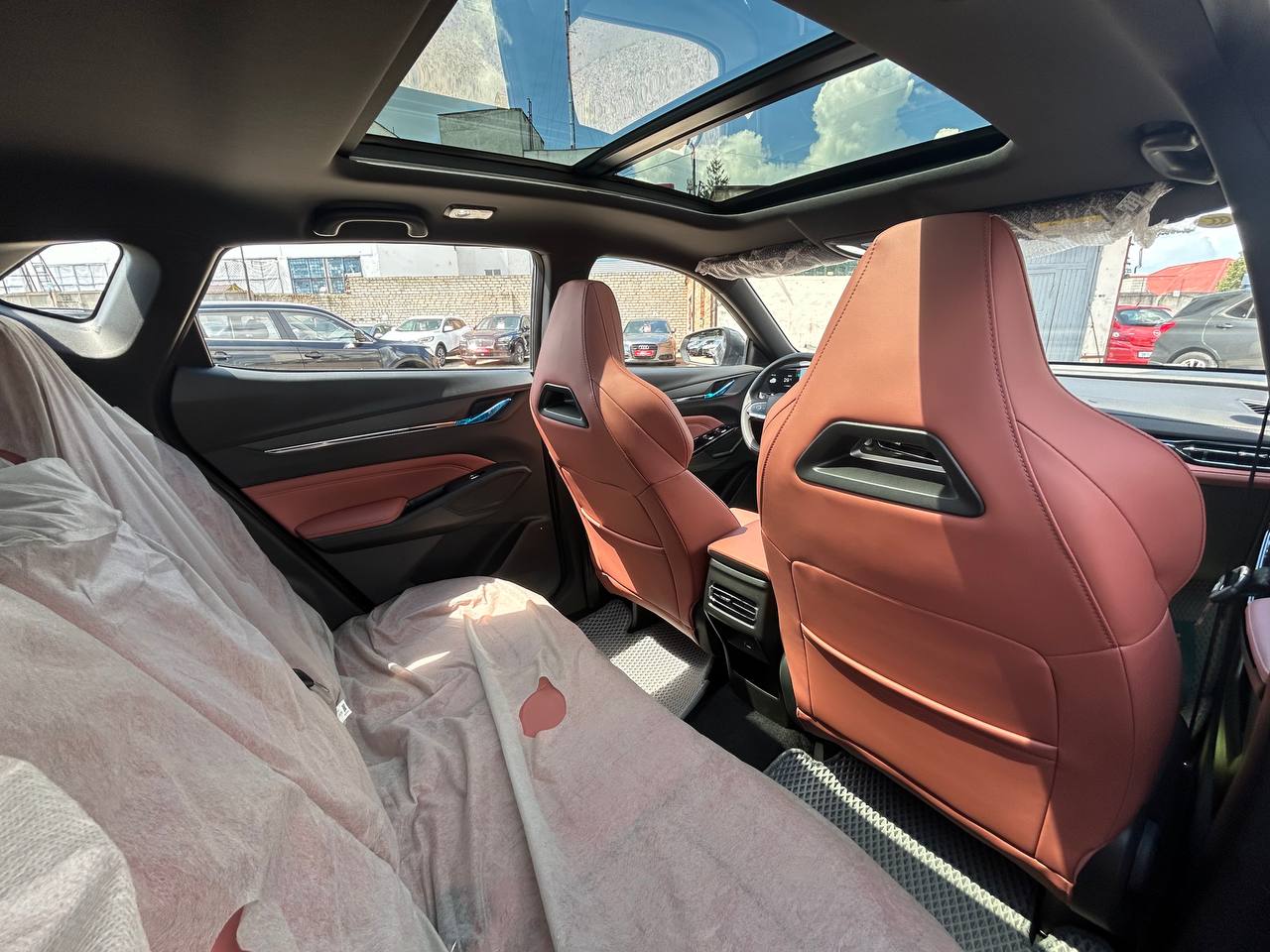 Фото автомобиля 12