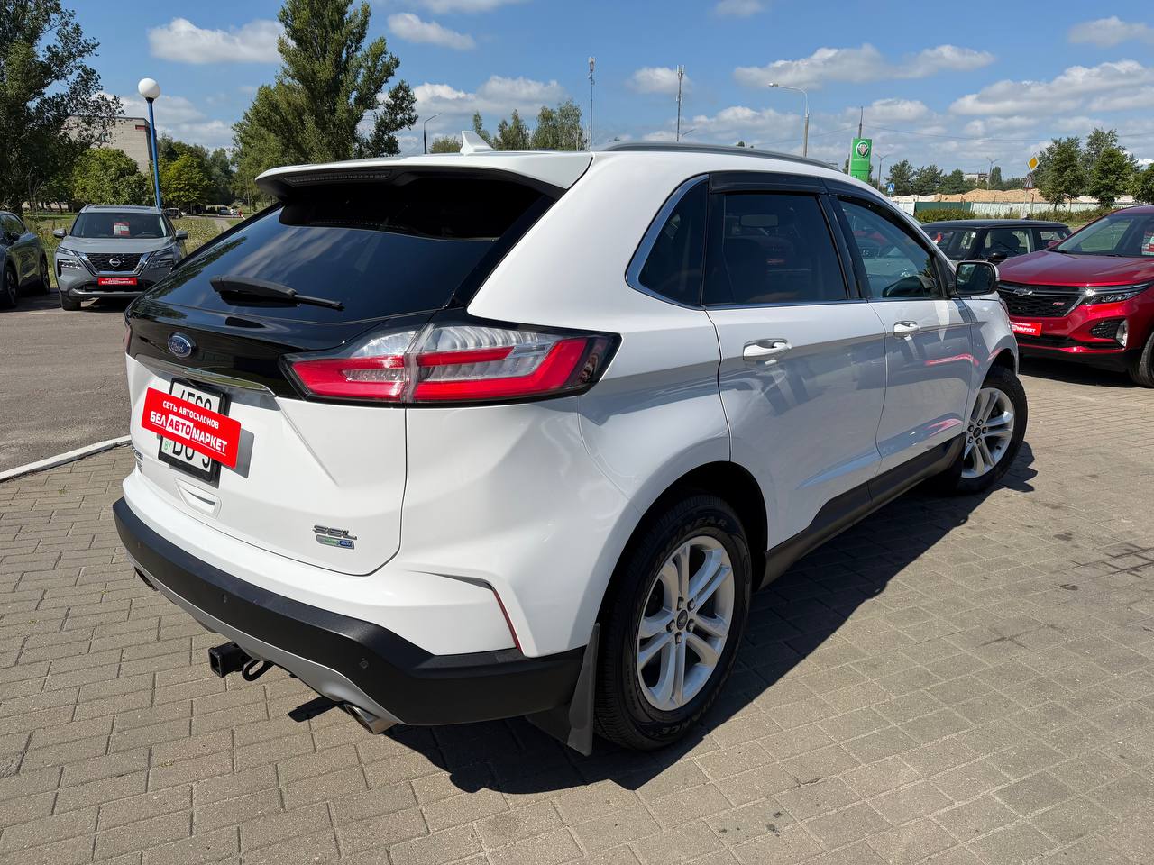 Фото автомобиля 2