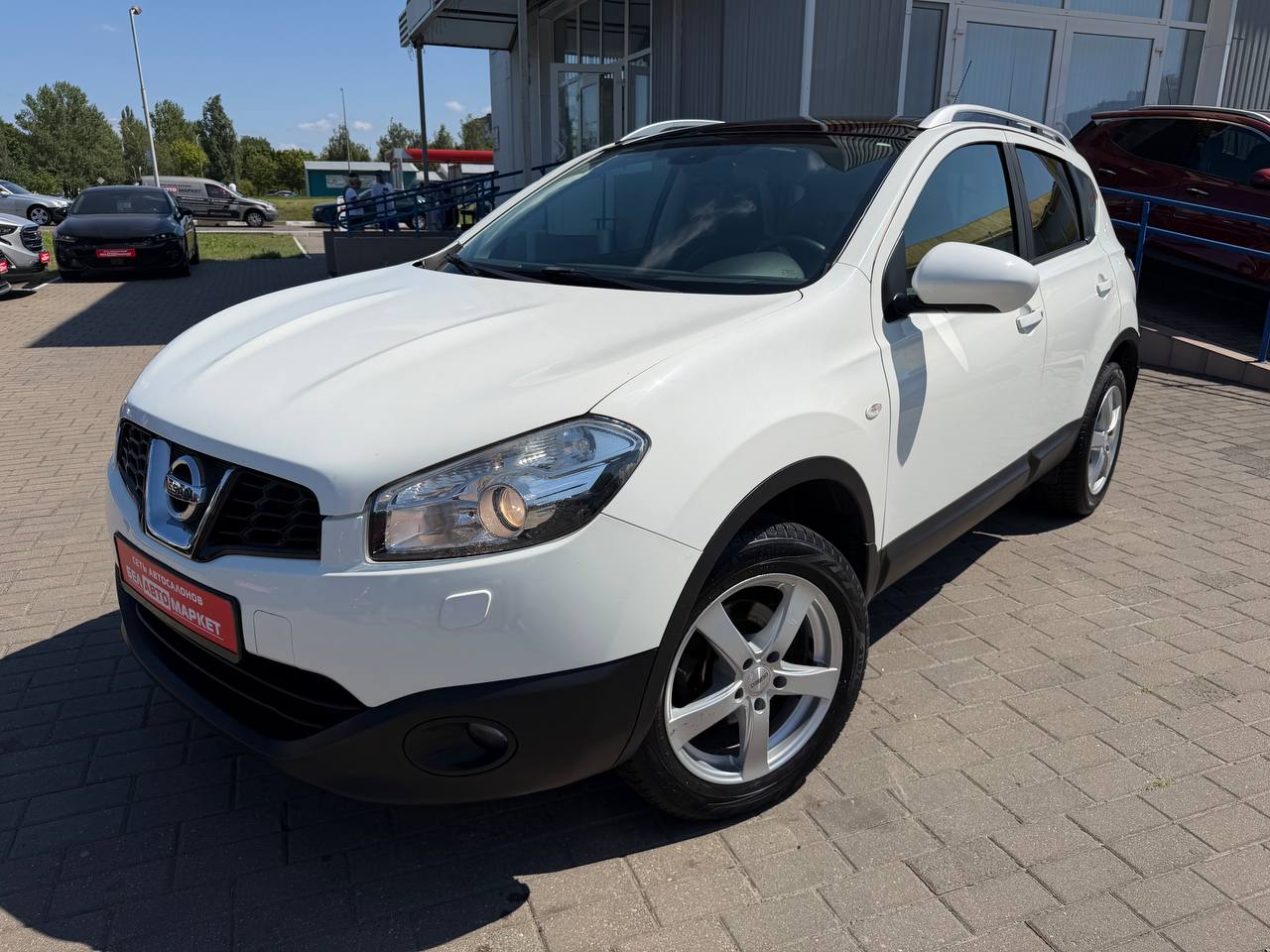 авто с пробегом nissan qashqai 2011