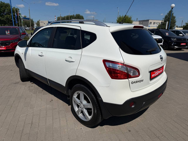 Фото автомобиля 7