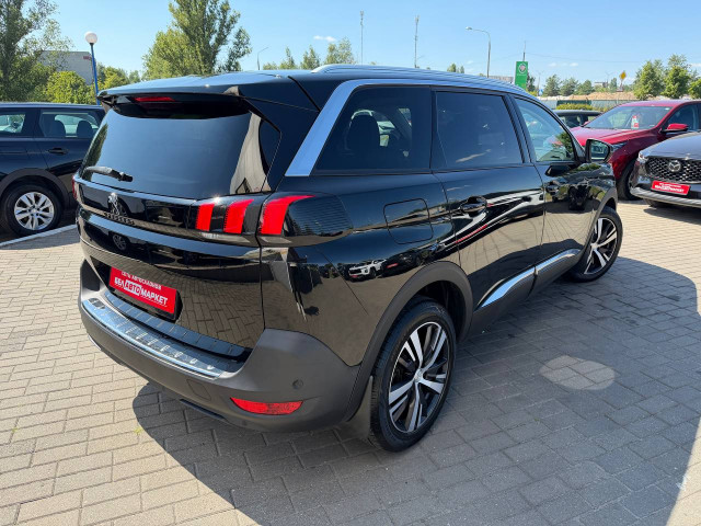 Фото автомобиля 5