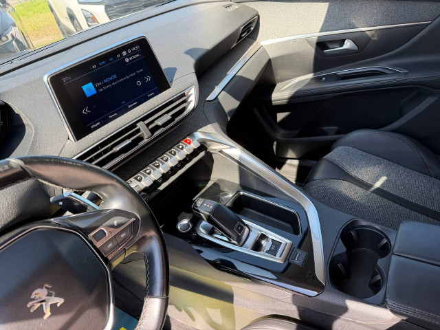 Фото автомобиля 12