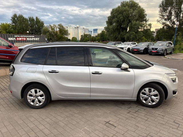 Фото автомобиля 5