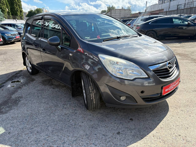 Фото автомобиля 2