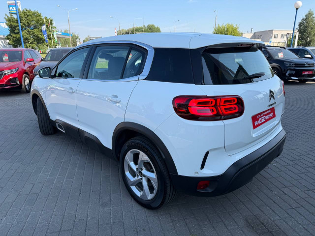 Фото автомобиля 6