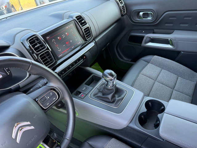 Фото автомобиля 12