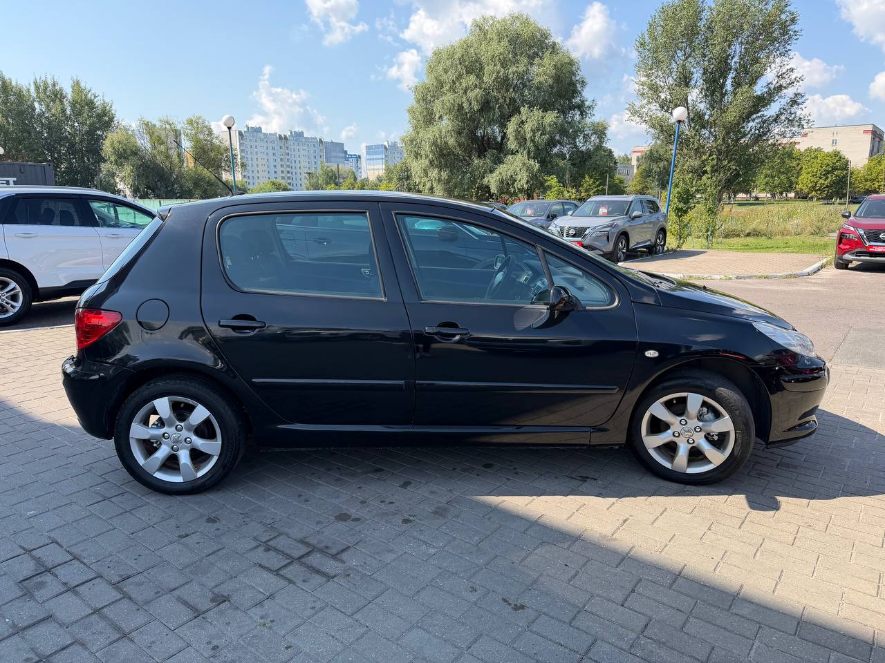 Фото автомобиля 3