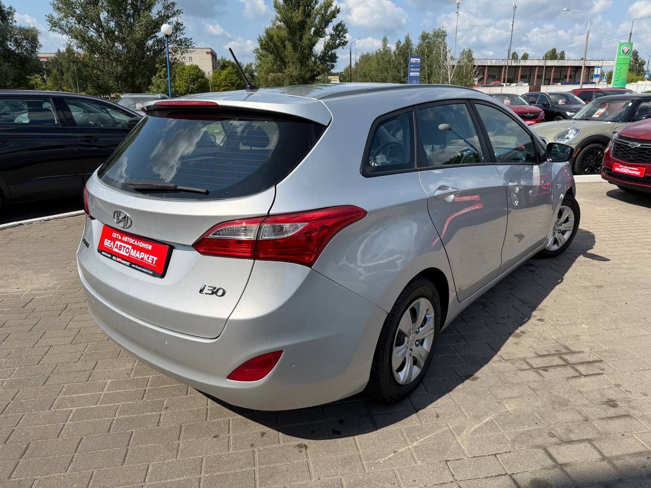 Фото автомобиля 7