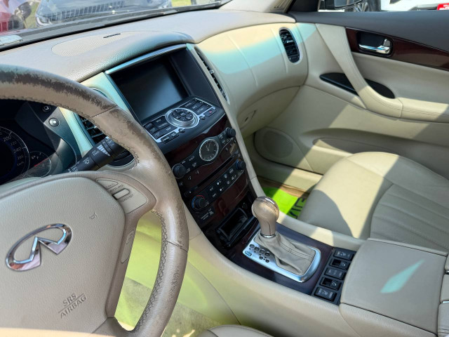 Фото автомобиля 12