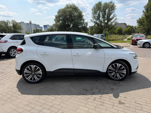 Фото автомобиля 3