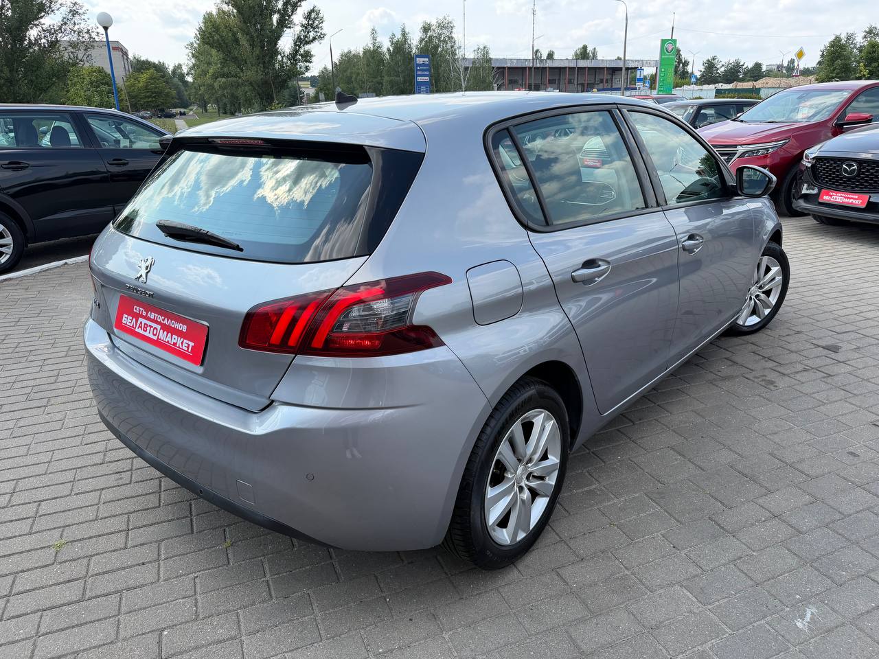 Фото автомобиля 5