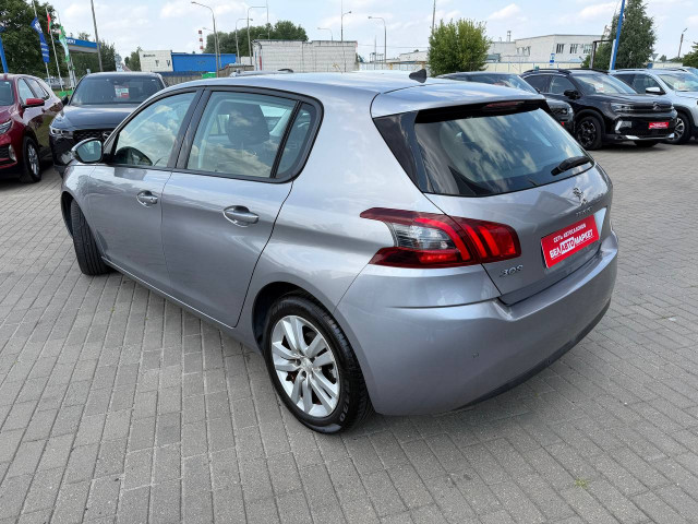 Фото автомобиля 7