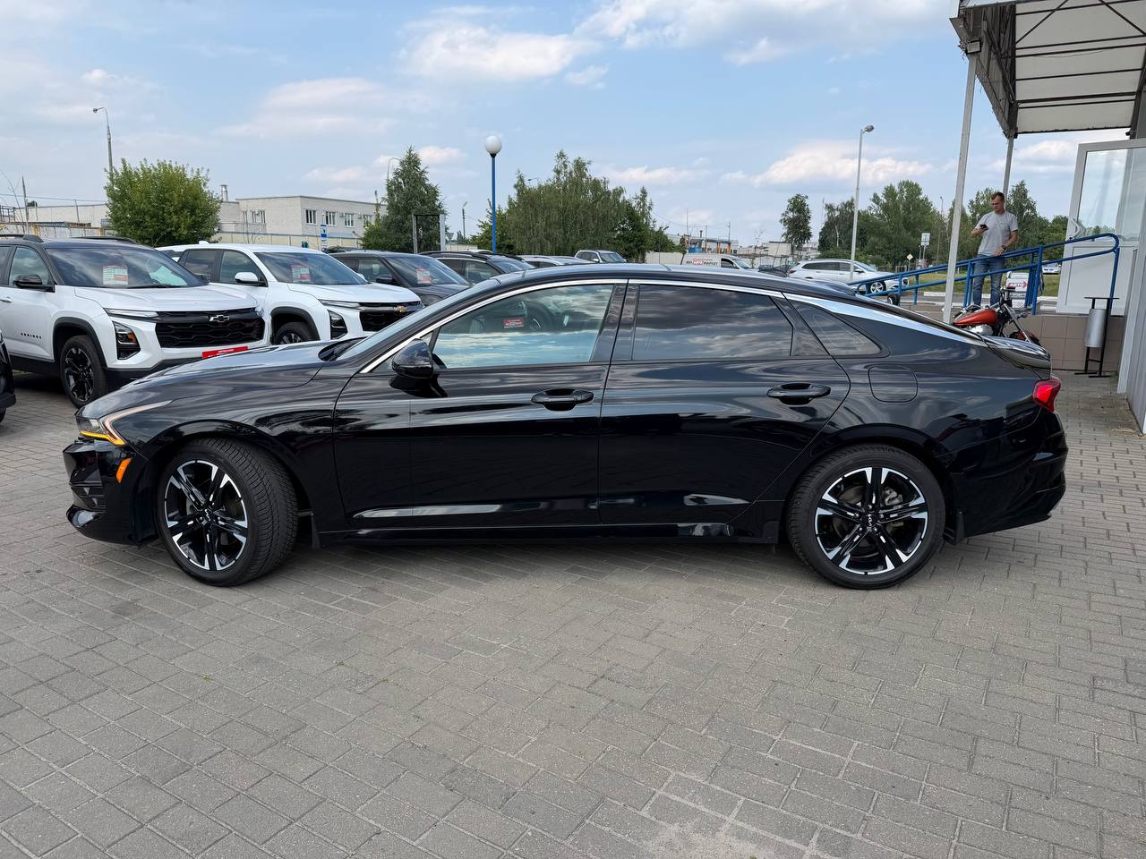 Фото автомобиля 8