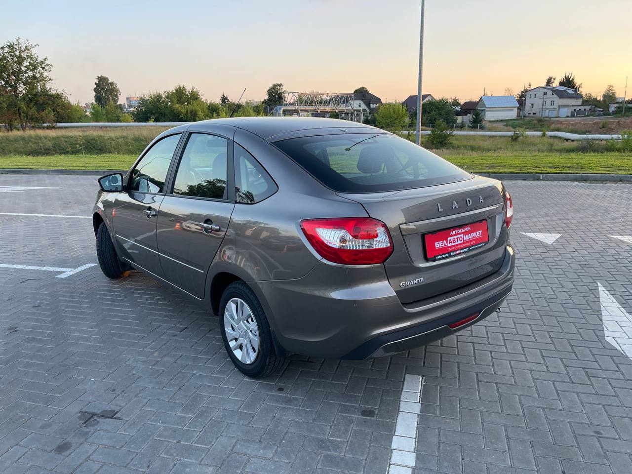 Фото автомобиля 6