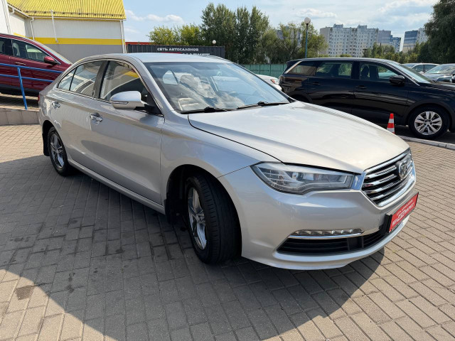 Фото автомобиля 3