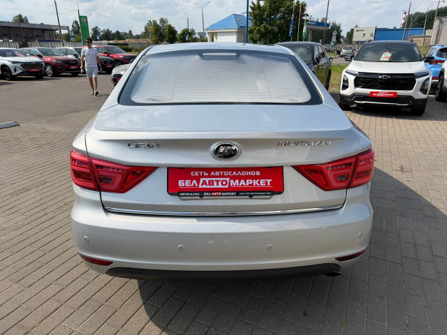 Фото автомобиля 5