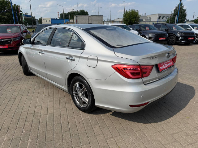 Фото автомобиля 6