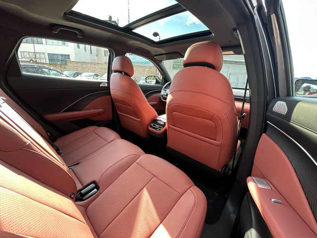 Фото автомобиля 12