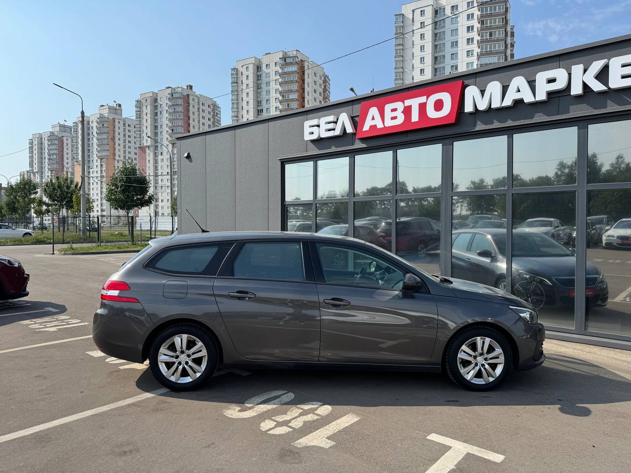 Фото автомобиля 3