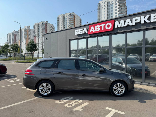 Фото автомобиля 3