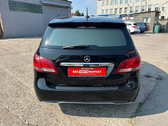 Фото автомобиля 5