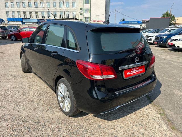 Фото автомобиля 6