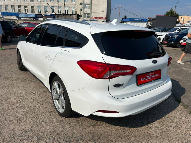 Фото автомобиля 6