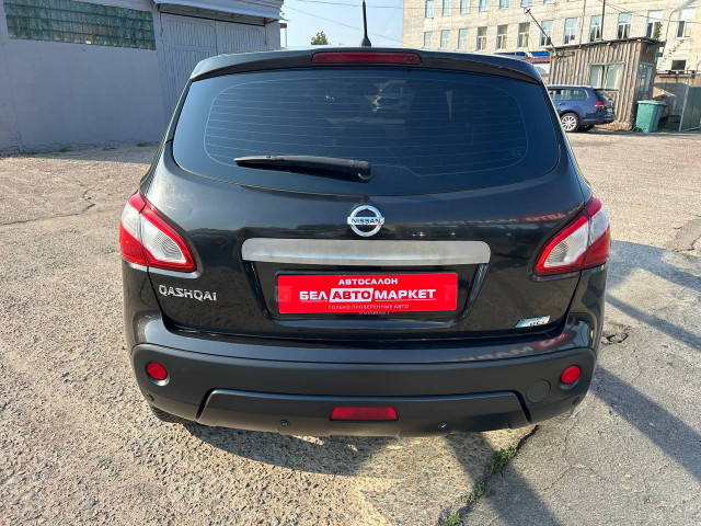 Фото автомобиля 5