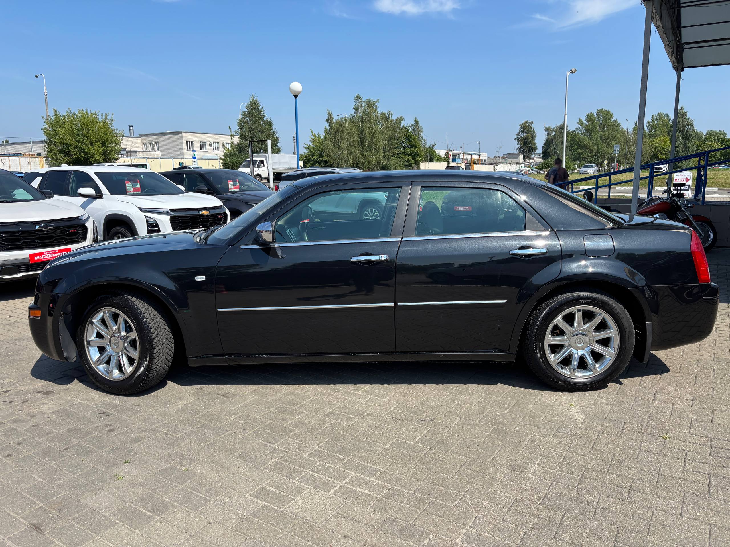 Фото автомобиля 8