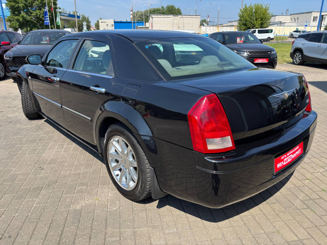 Фото автомобиля 7