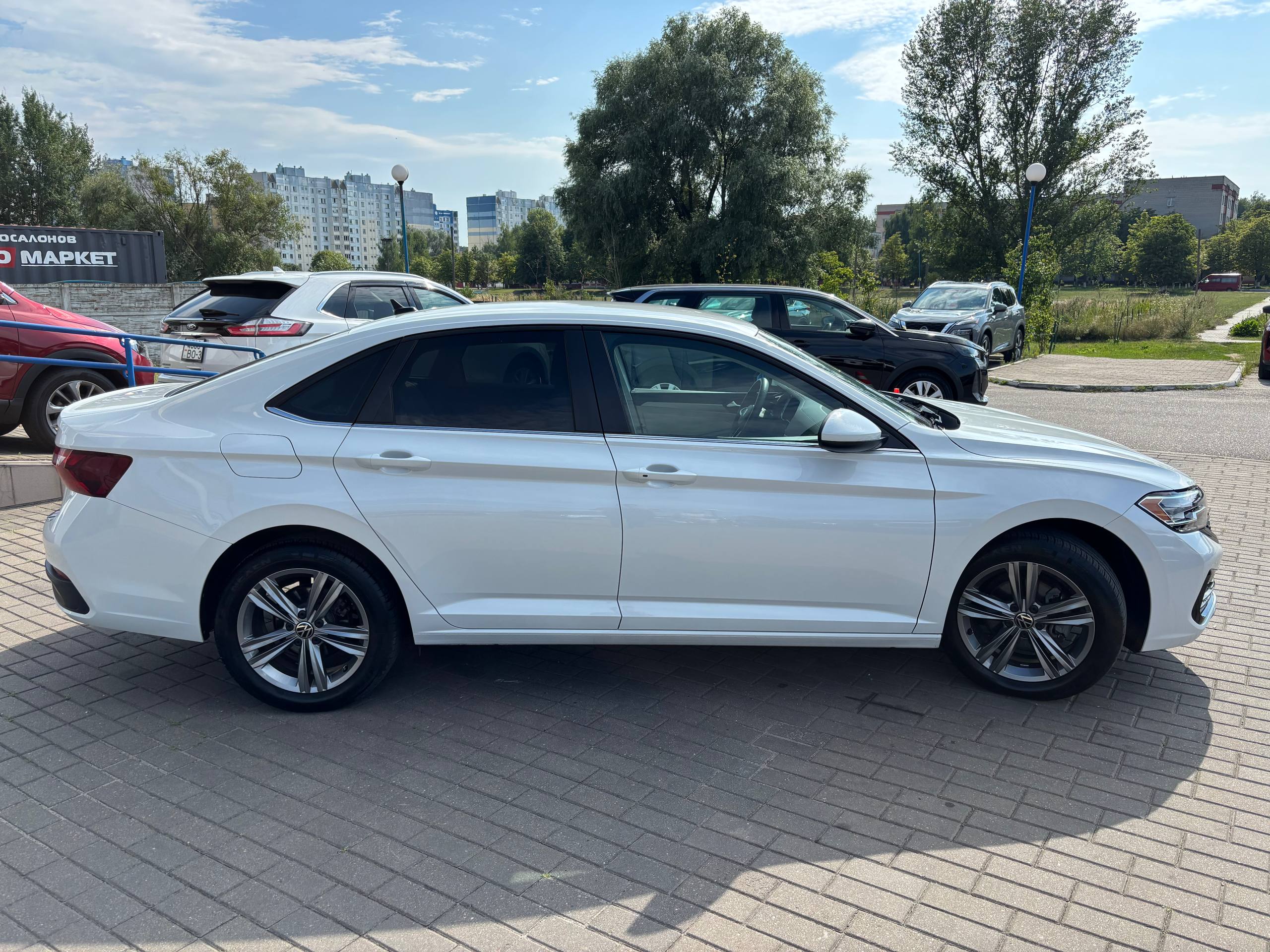 Фото автомобиля 2