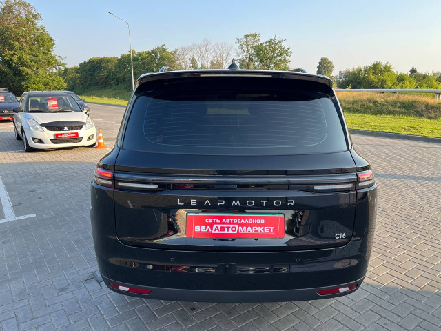 Фото автомобиля 5